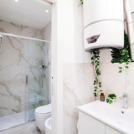 S&o - By Myhomeincomo Apartment Como